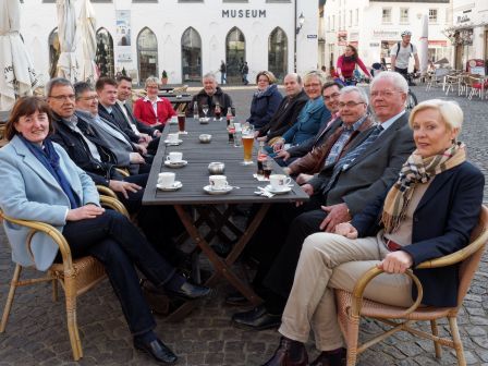 Sie sucht ihn homberg(ohm)