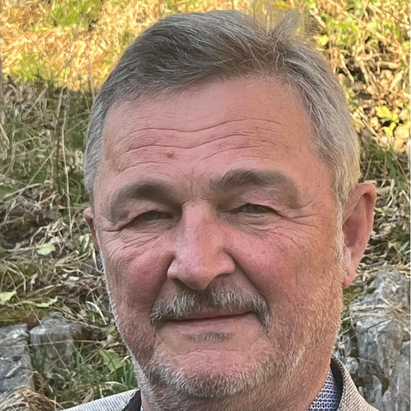  Bernd Schmidt